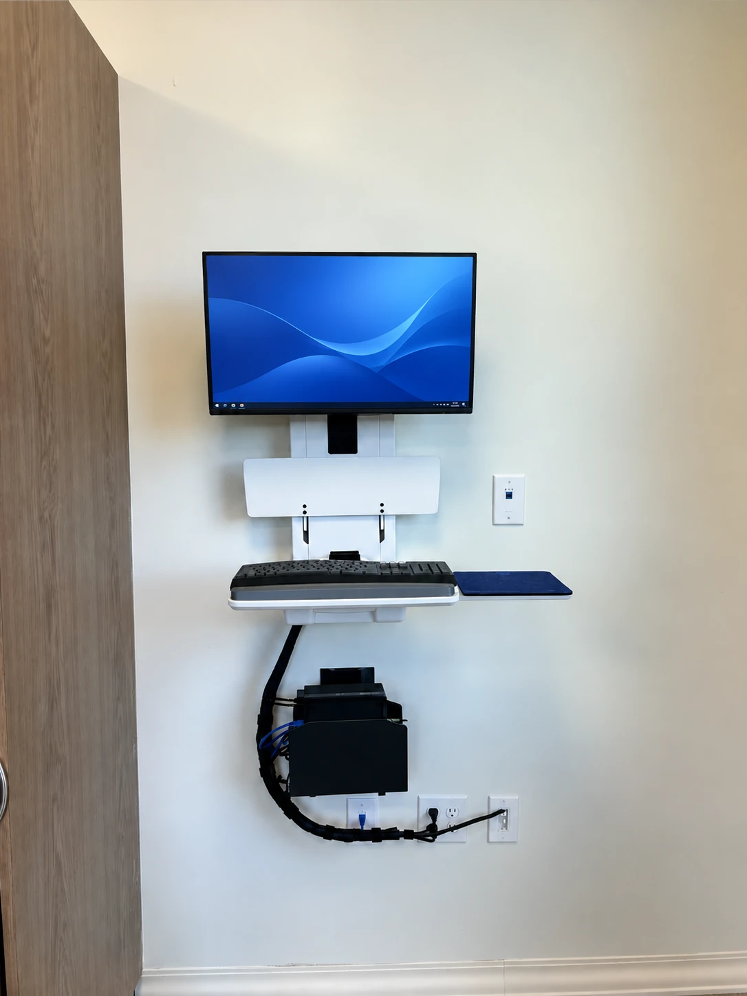 Wall-mounted workstation in the medical office